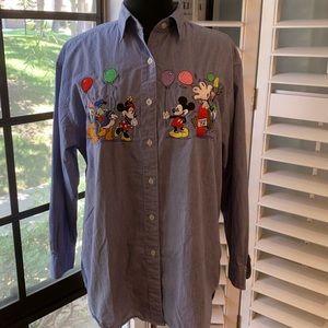 DISNEY • The Disney Store Character Shirt